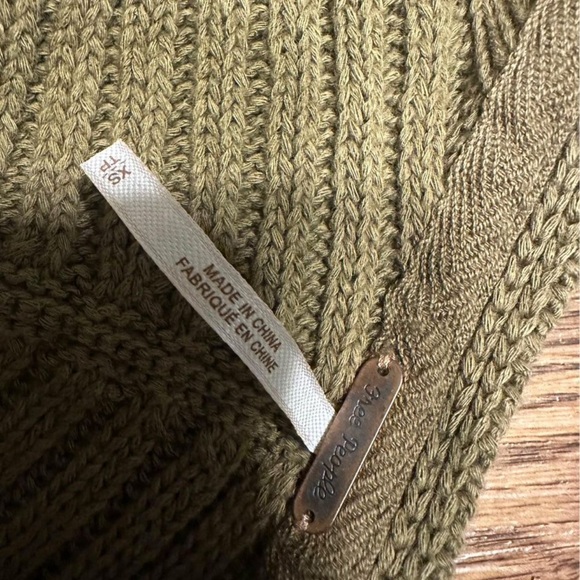 Free people women’s sweater,size XS/TP - Picture 6 of 6